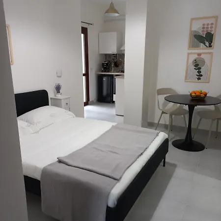 Windwow - Your Flat In *