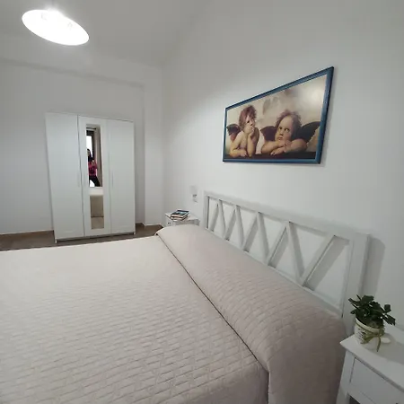 Windwow - Your Flat In *