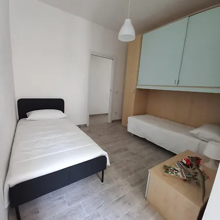 アパート Windwow - Your Flat In